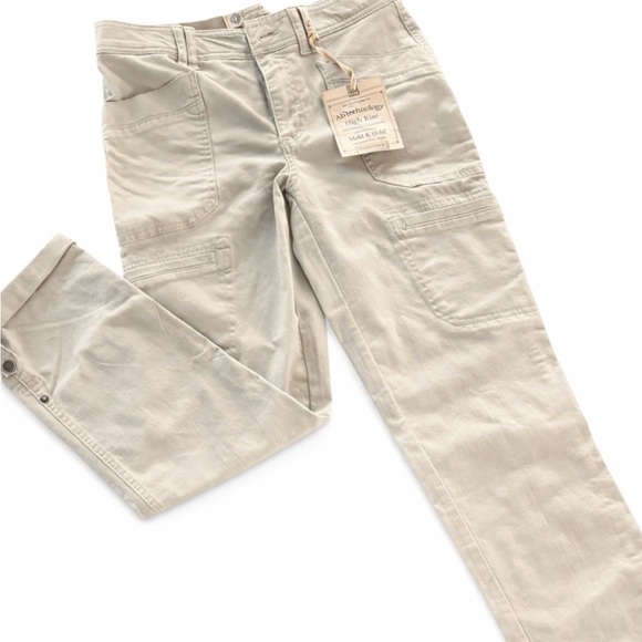 Democracy Denim - Woman’s New Democracy Cargo Pants